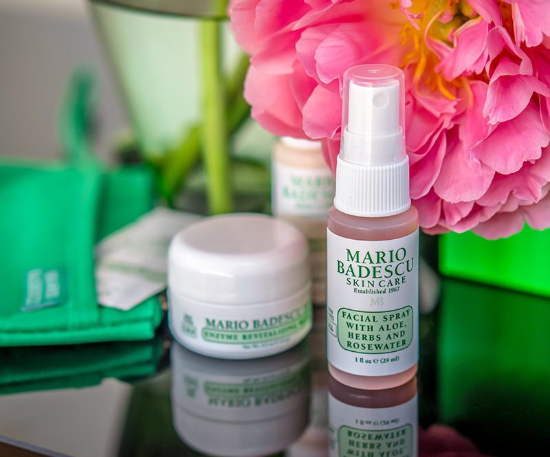 Летнее Рождество или холод в жару: White Moss & Snowdrop Jo Malone London 3 Rosenerfrischung für die Haut: Mario Badescu Facial Spray with Aloe, Herbs and Rosewater Gesichtsspray спрей moisturizing